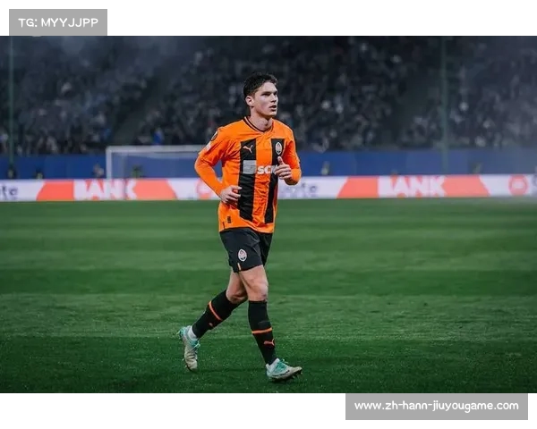 那不勒斯为何迅速崛起与勒沃库森的对比分析