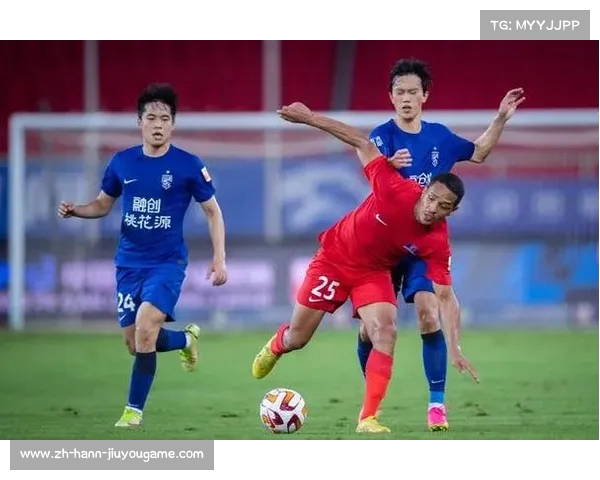 武汉三镇主帅谈中国足球欠薪问题与实力提升新视角